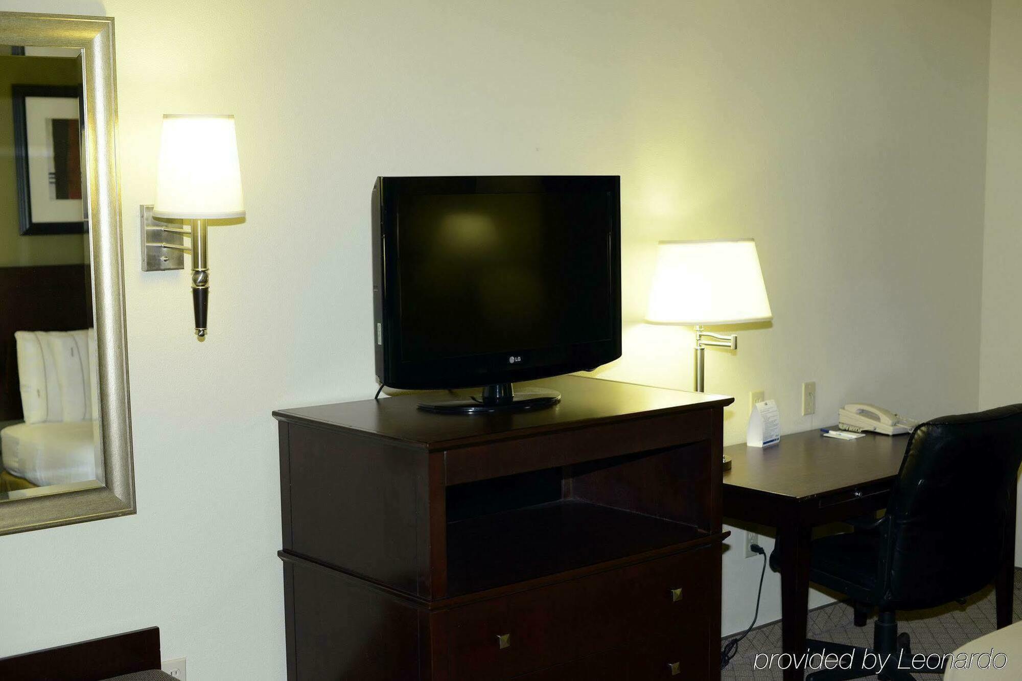 Holiday Inn Express & Suites Alamogordo Highway 54/70 By Ihg Habitación foto